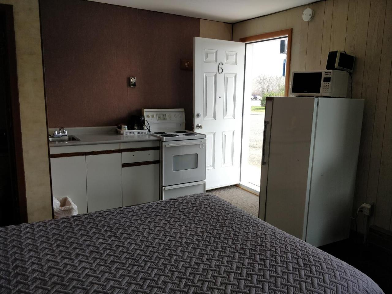 Telstar Motel Kakabeka Falls エクステリア 写真