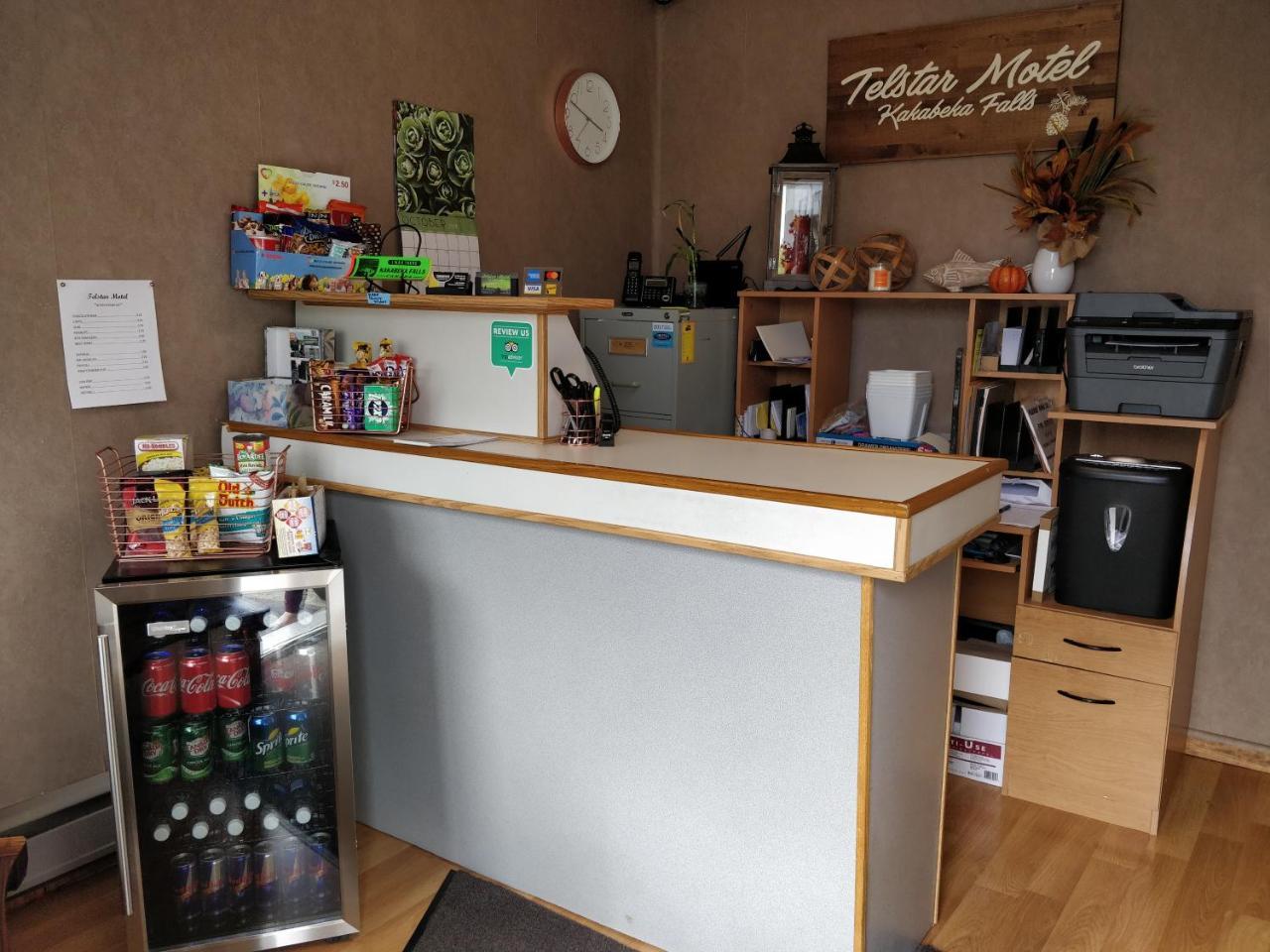 Telstar Motel Kakabeka Falls エクステリア 写真