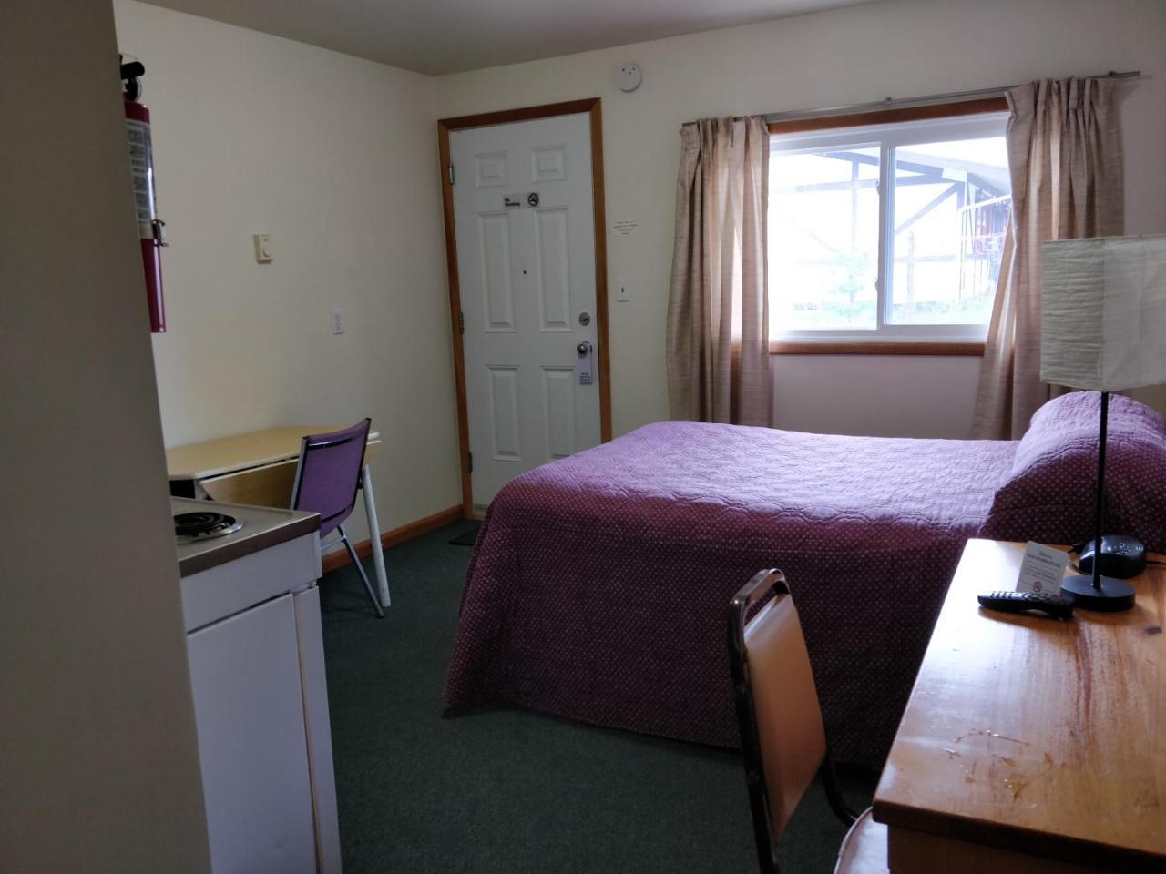 Telstar Motel Kakabeka Falls エクステリア 写真