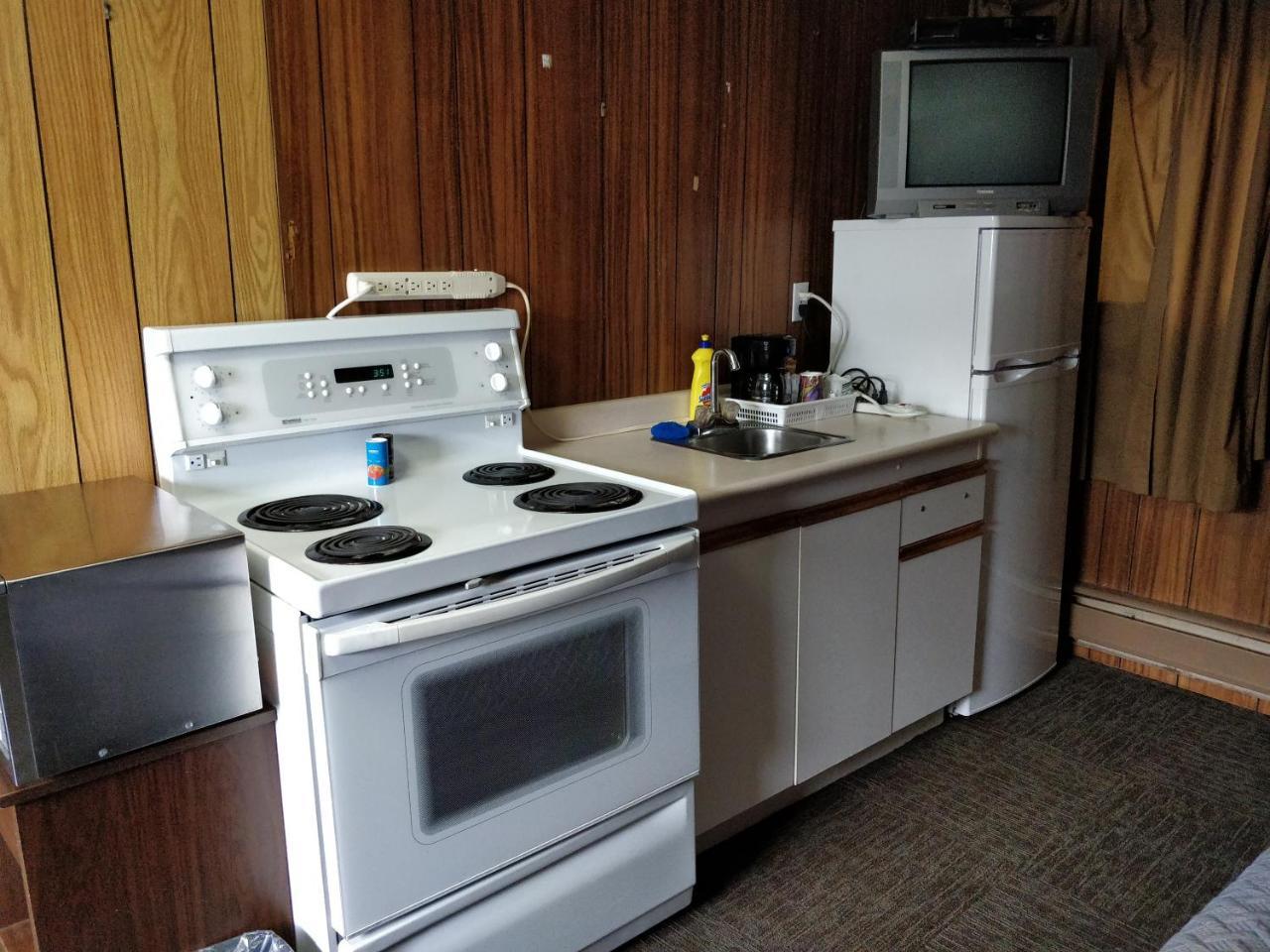 Telstar Motel Kakabeka Falls エクステリア 写真